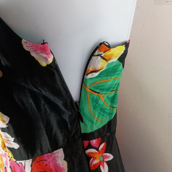 Old Navy Black Floral Summer Cami Dress With Tropical Print Lightweight Size S - Picture 3 of 9
